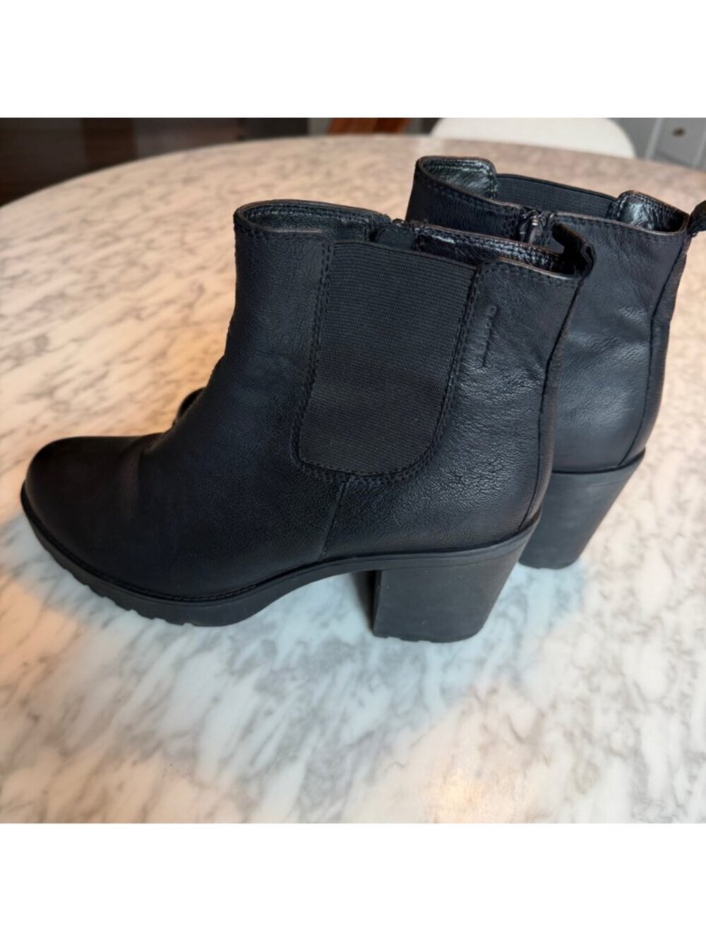 VAGABOND Heeled Chelsea Boot Black Nubuck Leather Size 41 - Picture 3 of 7